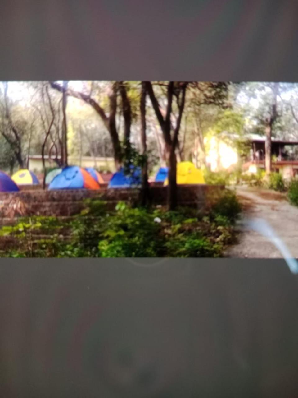 Hilltone Veg Non Veg Matheran Hotel Exterior foto